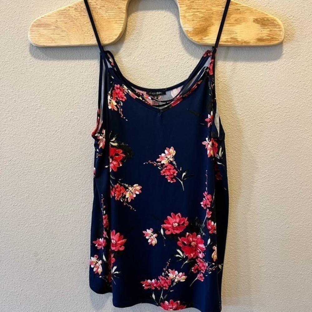 Papermoon Floral Cami Top V-Neck Sleeveless‎ Casual Blouse 2X